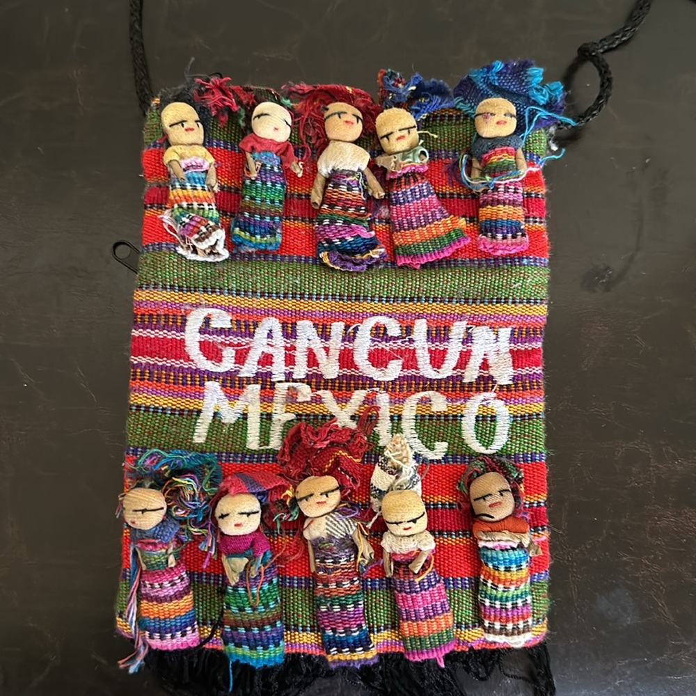 Small Woven Bag Cancun Mexico With Worry Dolls